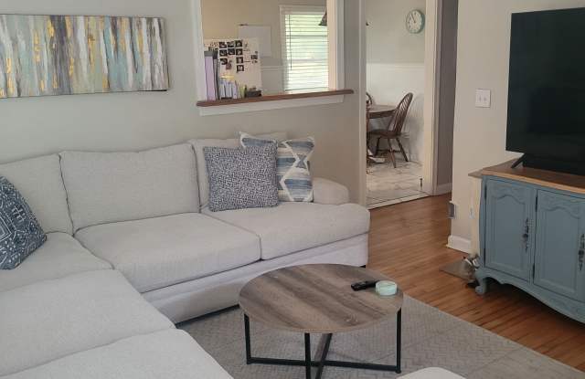1275 Belmont Court Gallery 2