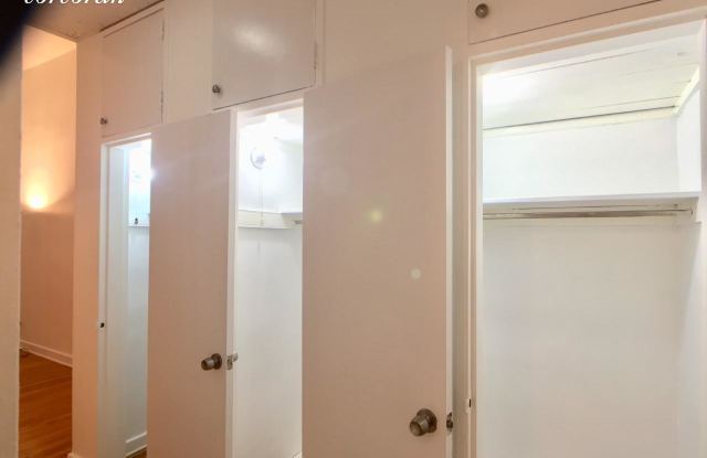 58 West 68th Street Gallery 4