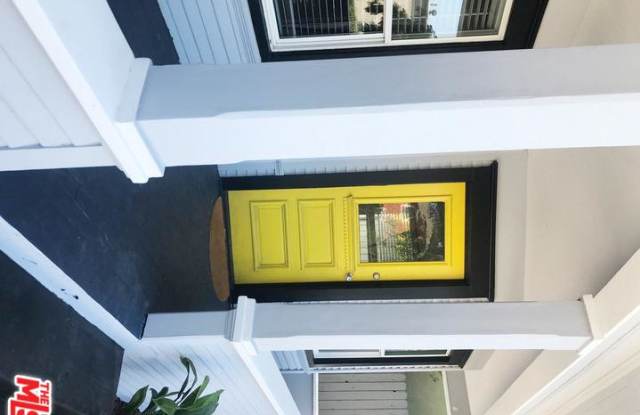 4125 GATEWAY Avenue Gallery 3