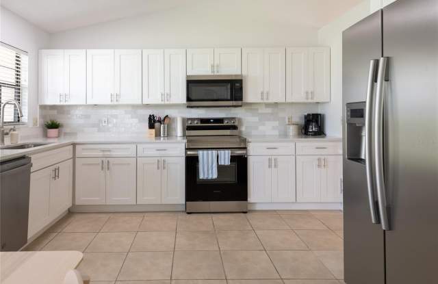 1085 INDIAN RIDGE TRL E Gallery 2