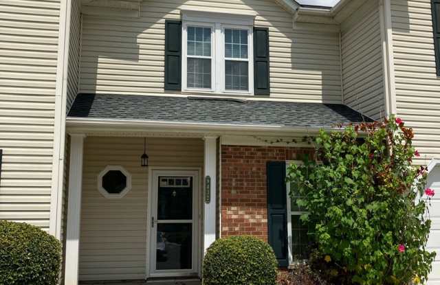 2 bed, 2.5 bath townhome in Towne Meadows, Charlotte photos photos