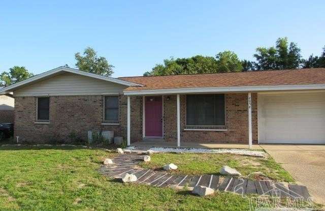 2008 Tomlinson - 2008 Tomlinson Road, Bellview, FL 32526
