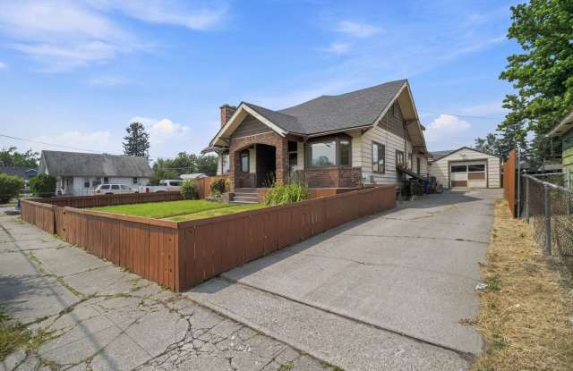 Beautiful 3BR Home with 2.5 Baths in North Spokane photos photos Beautiful 3BR Home with 2.5 Baths in North Spokane photos photos