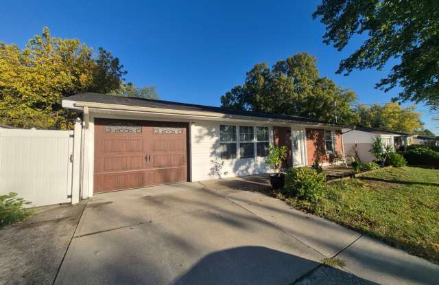 65 Miriam – Spacious 4 Bedroom Home with In-Ground Pool! photos photos