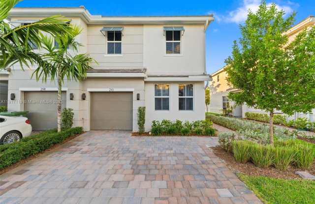 210 SW 170th Ave - 210 Southwest 170th Avenue, Pembroke Pines, FL 33027