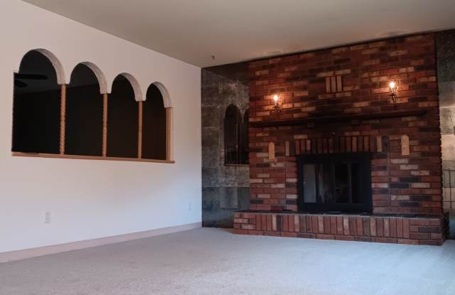 2479 Malletts Bay Avenue - 2479 Malletts Bay Avenue, Chittenden County, VT 05446