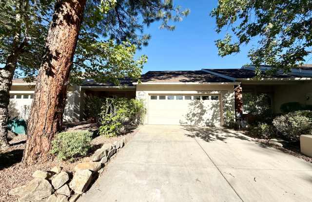Charming 2-Bedroom Townhome In Prescott photos photos