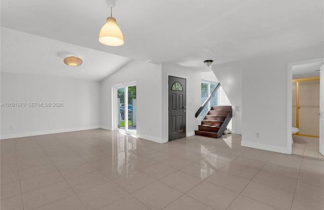 11433 Southwest 69th Lane Gallery 1