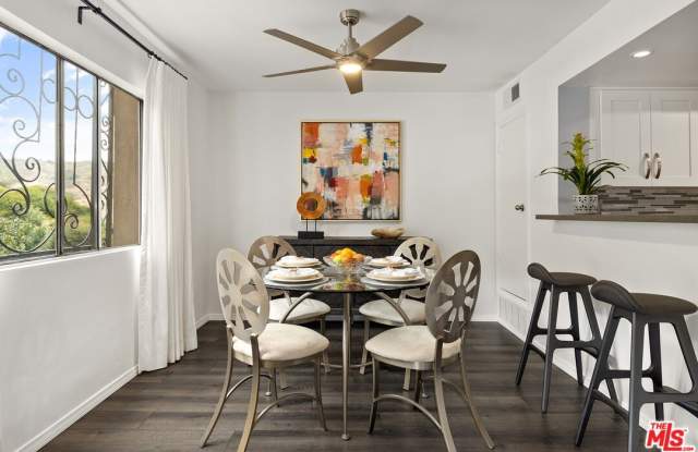 6736 Hillpark Dr Gallery 4