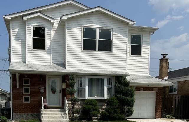 8035 S Kolin Avenue - 8035 South Kolin Avenue, Chicago, IL 60652