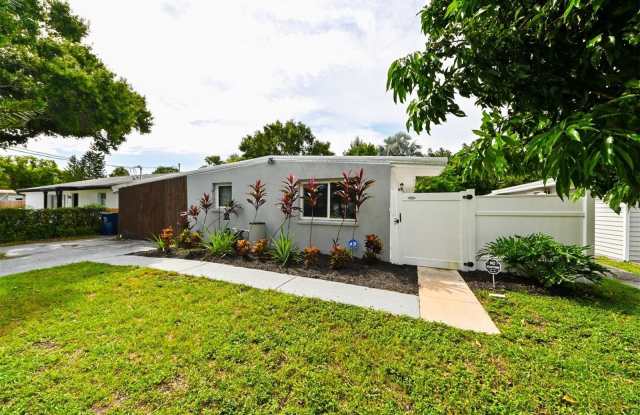 4114 W OLIVE STREET photos photos