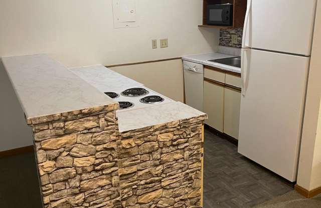 1648 Towne Drive photos photos