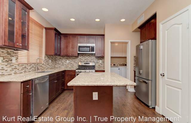 809 Gallery Court - 809 Gallery Court, Costa Mesa, CA 92626