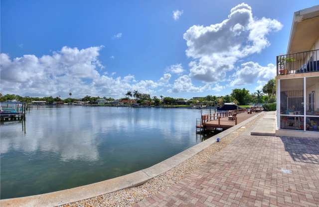 Stunning Marina View Condo in Prime St. Pete Location Gallery 4