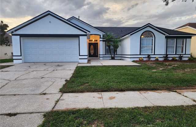 2883 PICADILLY Circle Gallery 1