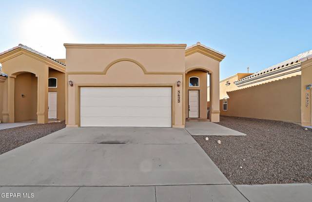 3625 GRAND BAHAMAS Drive Gallery 1