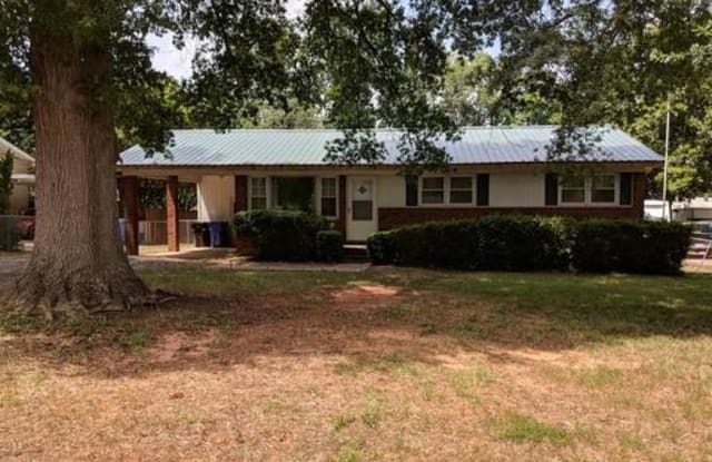 816 Brookwood Drive - 816 Brookwood Dr, Mooresville, NC 28115