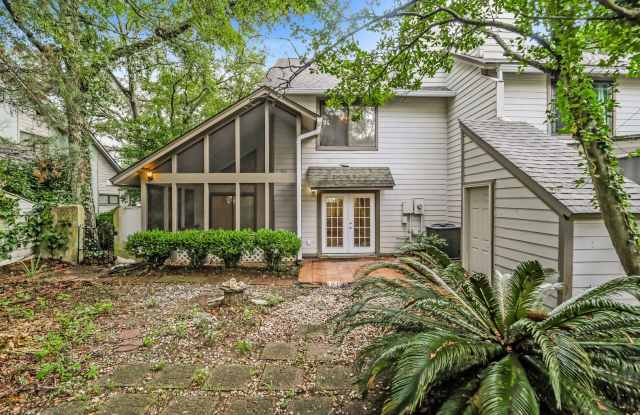 3 bedroom / 2.5 bath Townhome – Spacious Townhome in Desirable Sandpiper Pointe! photos photos