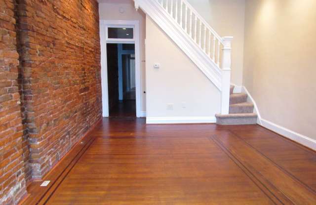 3006 Auchentoroly Terrace Gallery 2