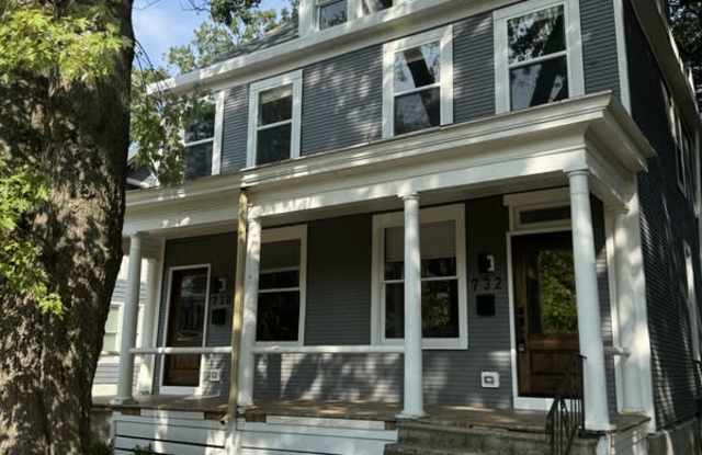 730 Oakwood Ave - 730 Oakwood Avenue, Columbus, OH 43205