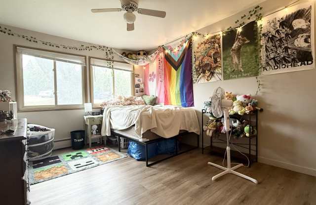 2070 Allen Boulevard - 3 photos photos