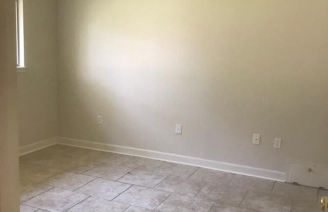 1318 Wellington Drive Gallery 4