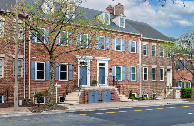 1016 Duke St #100 - 1 photos photos