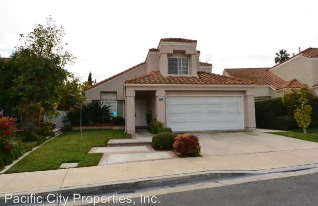 9 Corriente - 9 Corriente, Irvine, CA 92614