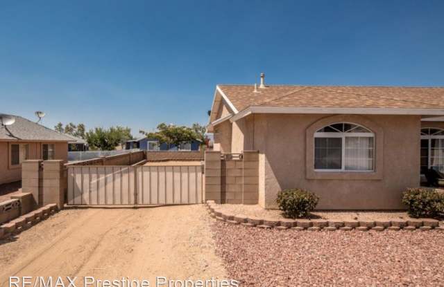 7683 E. Vista Drive Gallery 2