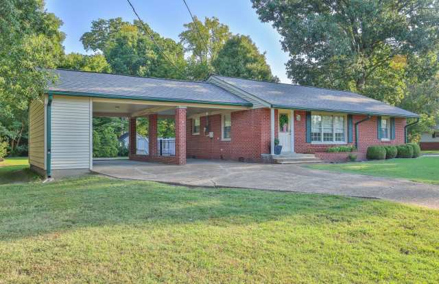 Recently Updated 3 Bed, 2 Bath Home in Martin! Gallery 3