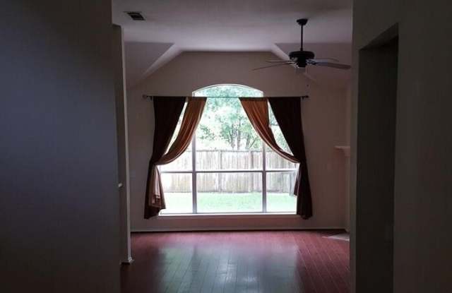8617 Luzerne Drive Gallery 3