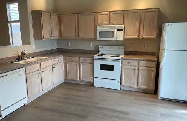 15149 W Elko Dr Gallery 4