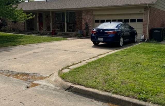 1217 SE Greystone Ave photos photos