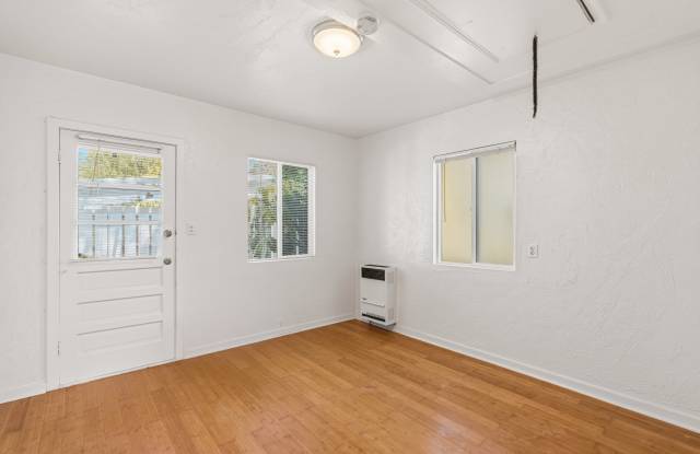 223 Lolita St Gallery 4