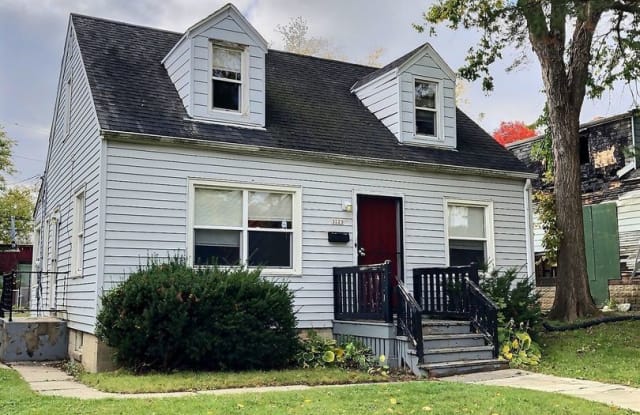 3223 W Fairmount - 3223 West Fairmount Avenue, Milwaukee, WI 53209