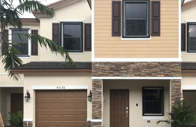 4678 Santa Cruz Way - 4678 Santa Cruz Way, Davie, FL 33314