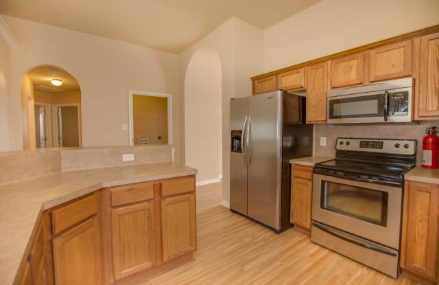 7517 Fort Griffen 3 bed/ 2bath! $2195/Month Gallery 3