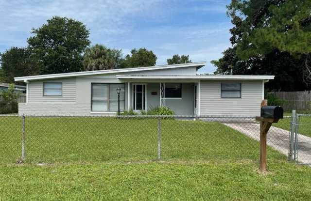 1912 MONTEAU DR - 1912 Monteau Drive, Jacksonville, FL 32210