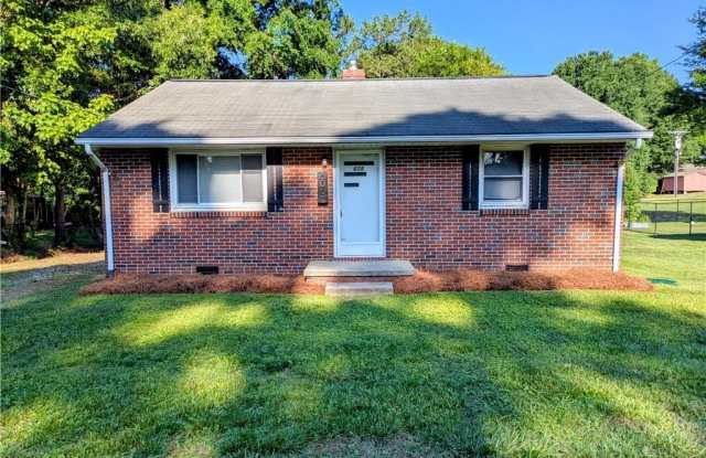 605 Oakhurst Street photos photos