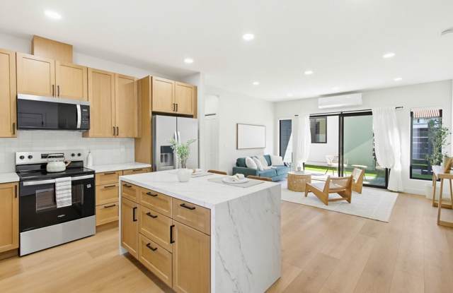 Brand New Construction – 3 Bed / 2 Bath Duplex Home in Normal Heights photos photos