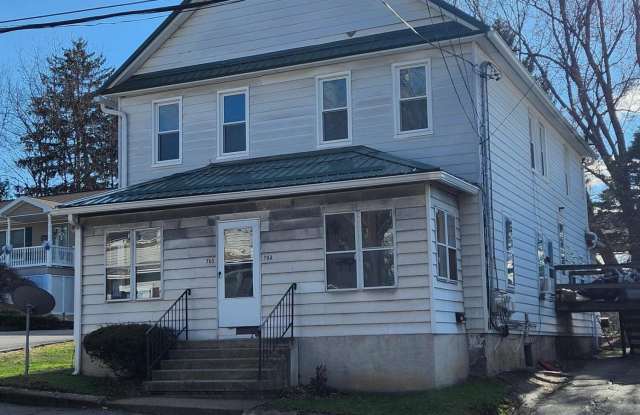 703 E Northampton Street photos photos