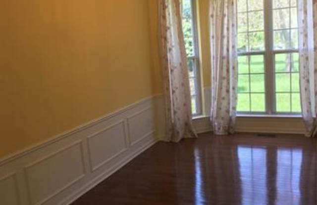 44692 MANSFIELD Drive Gallery 3