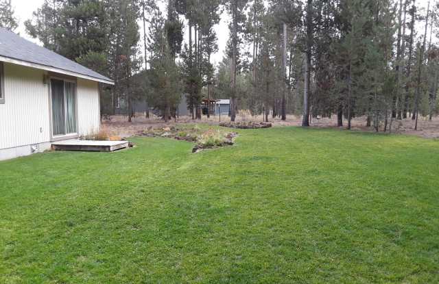 Darling house between Sunriver & LaPine Gallery 4