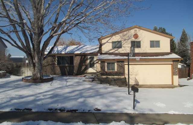 2882 S. Biscay Court - 2882 South Biscay Court, Aurora, CO 80013