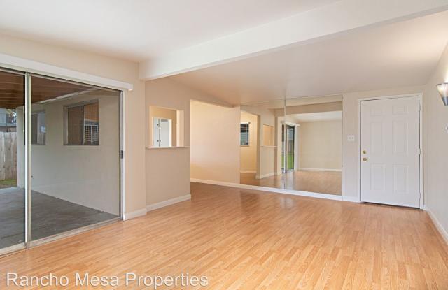4892 Doliva Drive Gallery 4