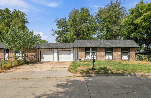 Charming 2-Bedroom Duplex in Tulsa Gallery 1