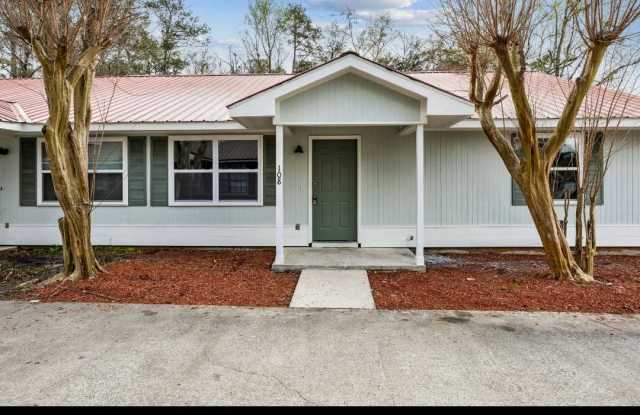 108 Clarks Bluff Road photos photos