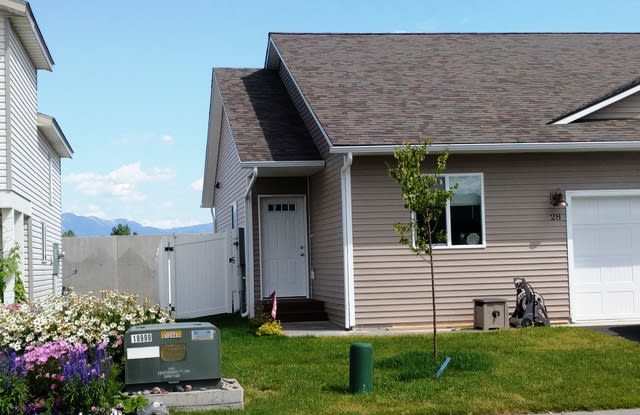 28 Empire Loop photos photos