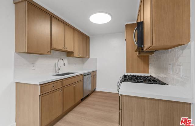 4442 Kingswell Ave photos photos