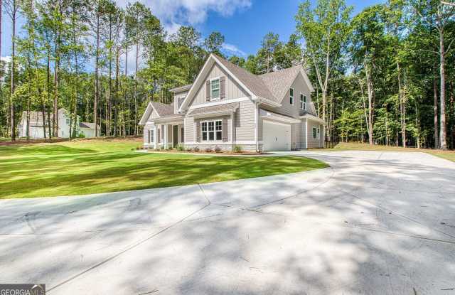 347 Crestwood Road Gallery 2